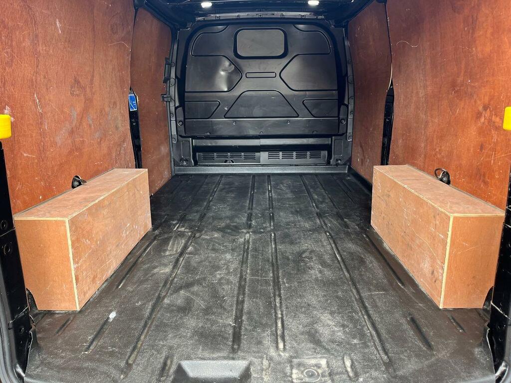 Ford Transit Custom Ford 300 L1 Die 2.0 Ecoblue 130Ps Low Roof Limited White #13