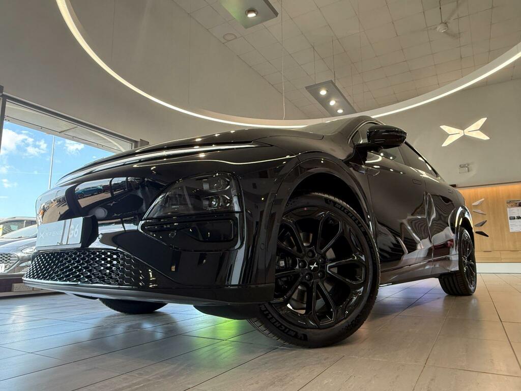  G6 80Kwh Performance Awd Black #4