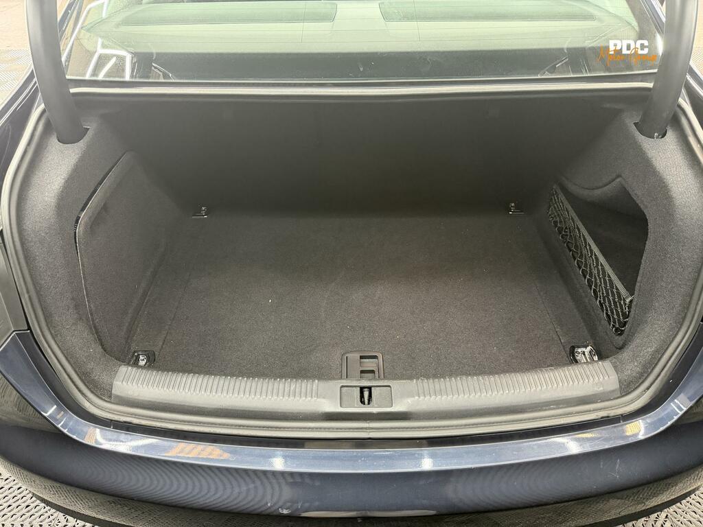 Audi A4 Estate 2.0 Tdi Black Edition S Tronic Quattro Euro White #24