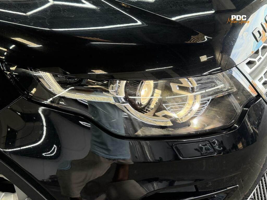 Land Rover Discovery Sport Hse Black #3