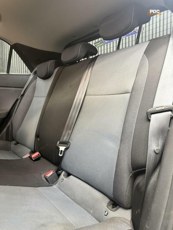 Hyundai I20 1.2 Blue Drive Se Hatchback Euro White #22