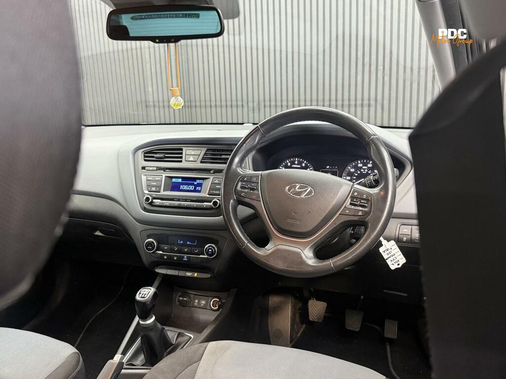 Hyundai I20 1.2 Blue Drive Se Hatchback Euro White #36