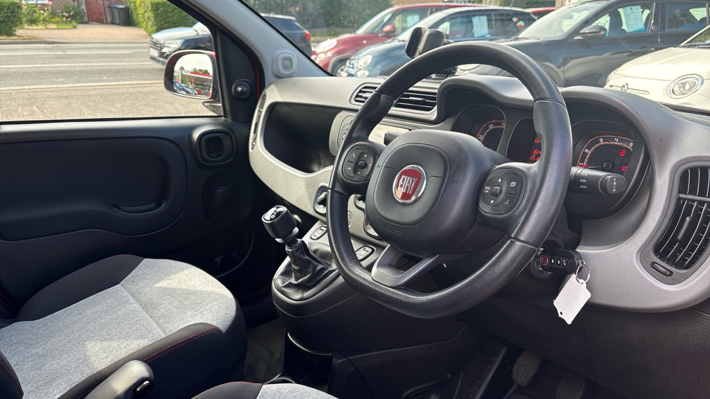 Fiat Panda 1.2 Lounge Red #6