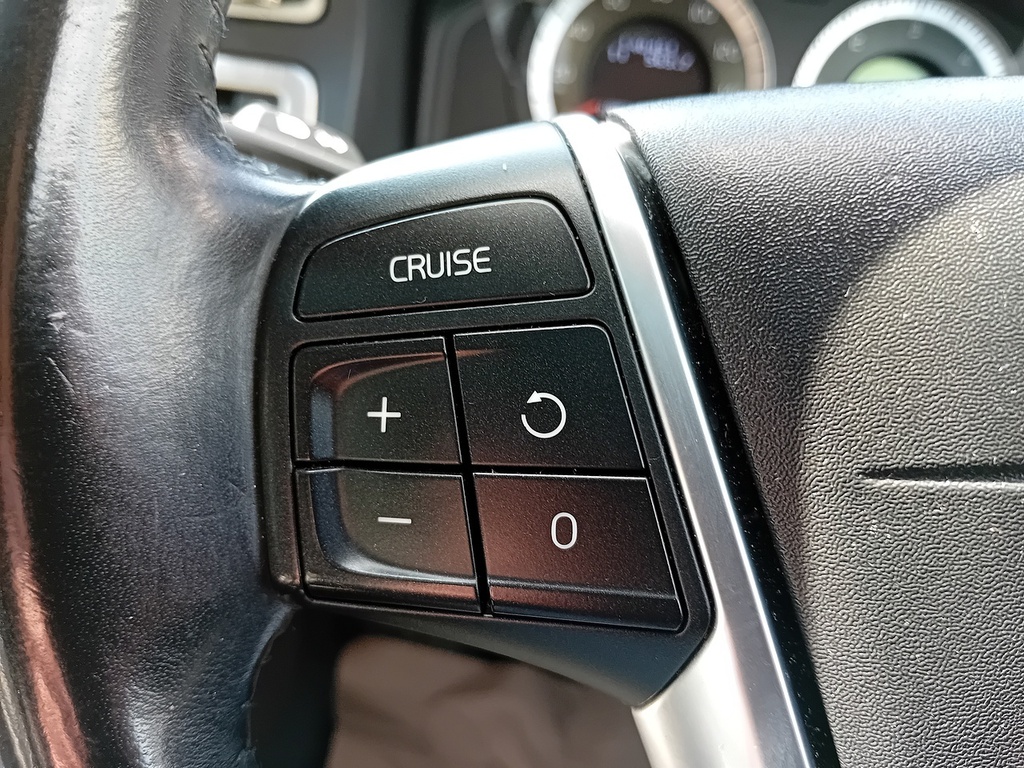 Volvo XC70 D5 Se Lux Estate Grey #19