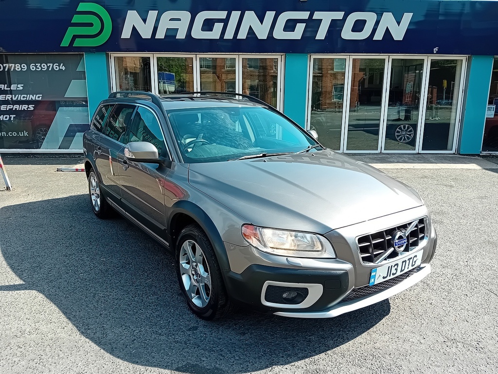 Volvo XC70 2.4 D5 Se Estate Geartronic Awd Euro 5 Grey