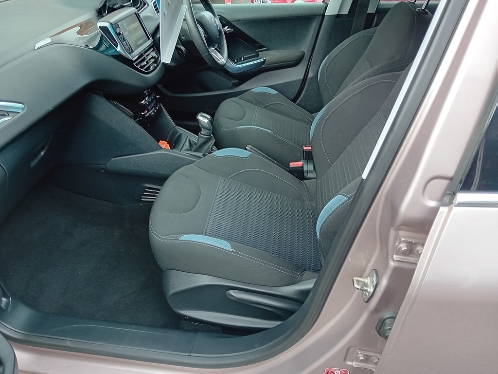 Peugeot 208 Hatchback 1.4 Hdi Active Euro 5 201363 Blue #10