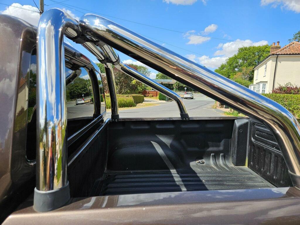 Volkswagen Amarok 2.0L Dc Tdi Highline 4Motion 0D 180 Bhp Silver #28