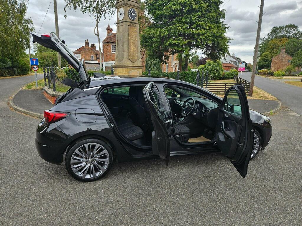 Vauxhall Astra 1.6 Cdti Blueinjection Sri Nav Euro 6 Ss Black #3