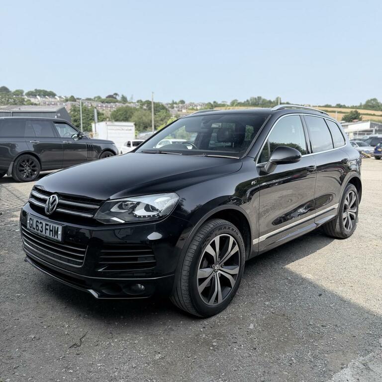 Volkswagen Touareg 3.0 Tdi V6 Bluemotion Tech R-line GL63FHM Black