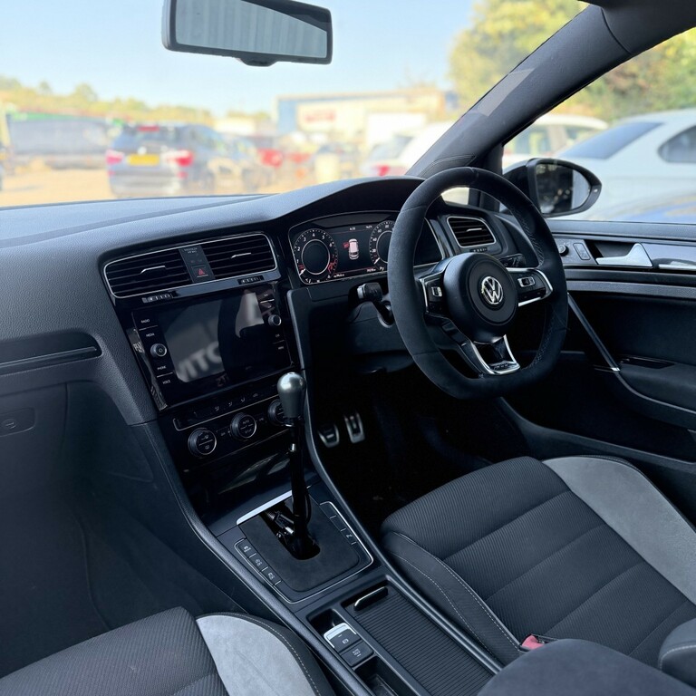 Volkswagen Golf 2.0 Tsi Bluemotion Tech Gti Red #5