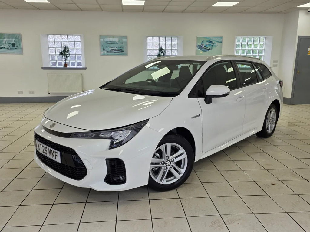 Suzuki Swace 1.8 Hybrid Ultra Cvt White #9