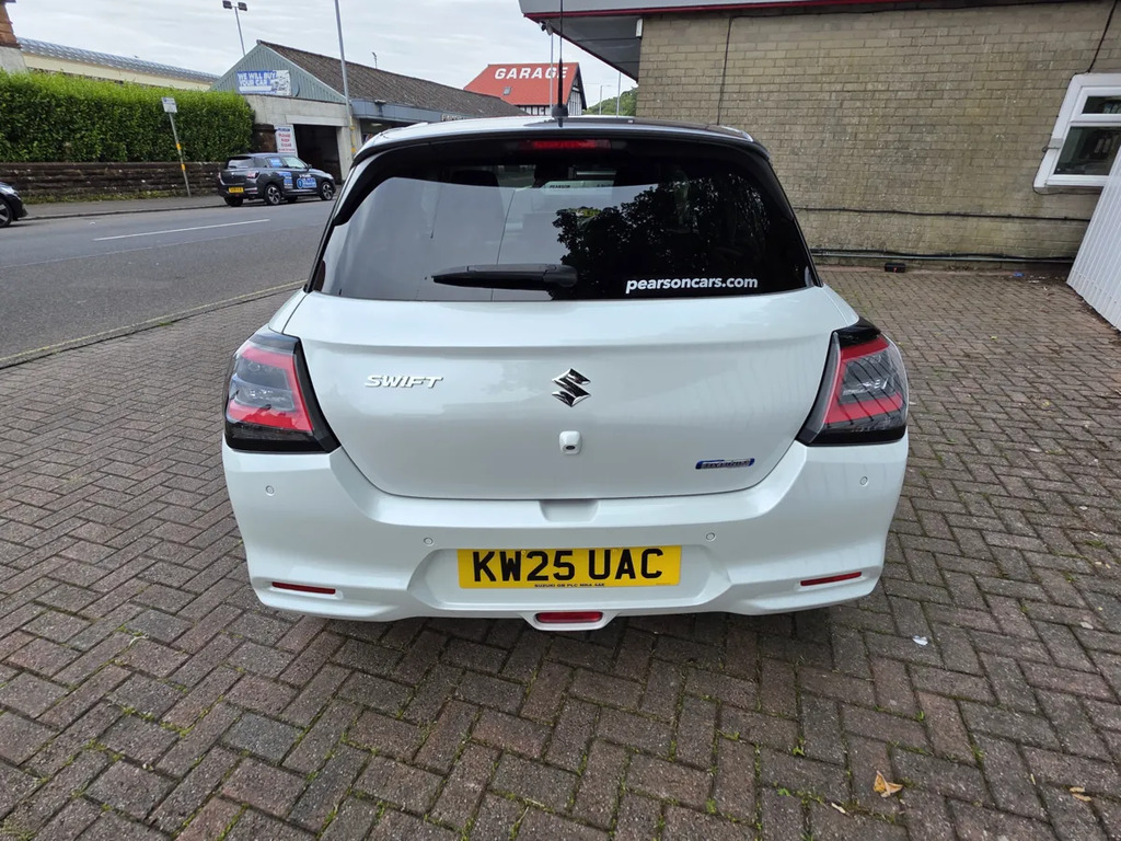 Suzuki Swift 1.2 Ultra Cvt White #5