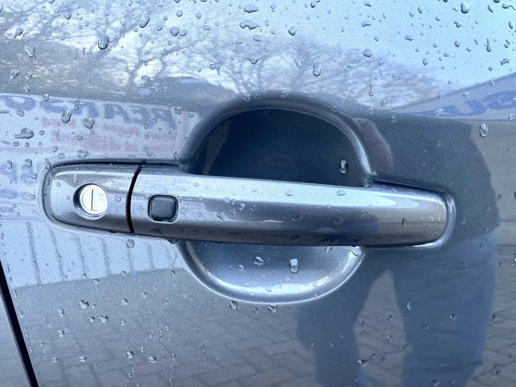 Toyota Yaris 1.5 Y20 Cvt Red #6
