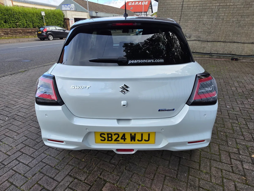 Suzuki Swift 1.2 Ultra Cvt White #6