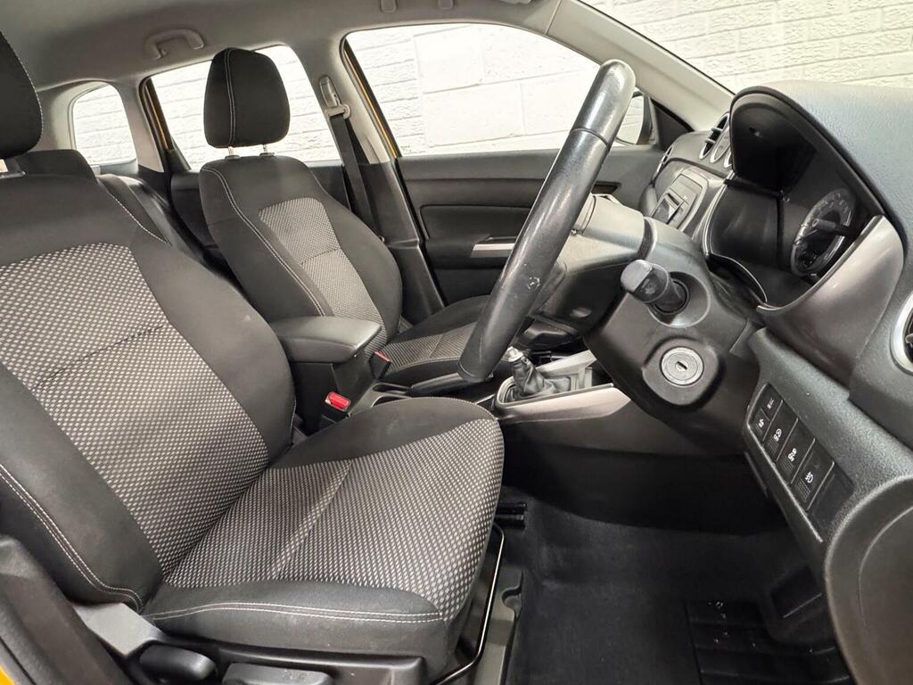 Suzuki Vitara Vitara Sz-t Boosterjet Mhev White #19