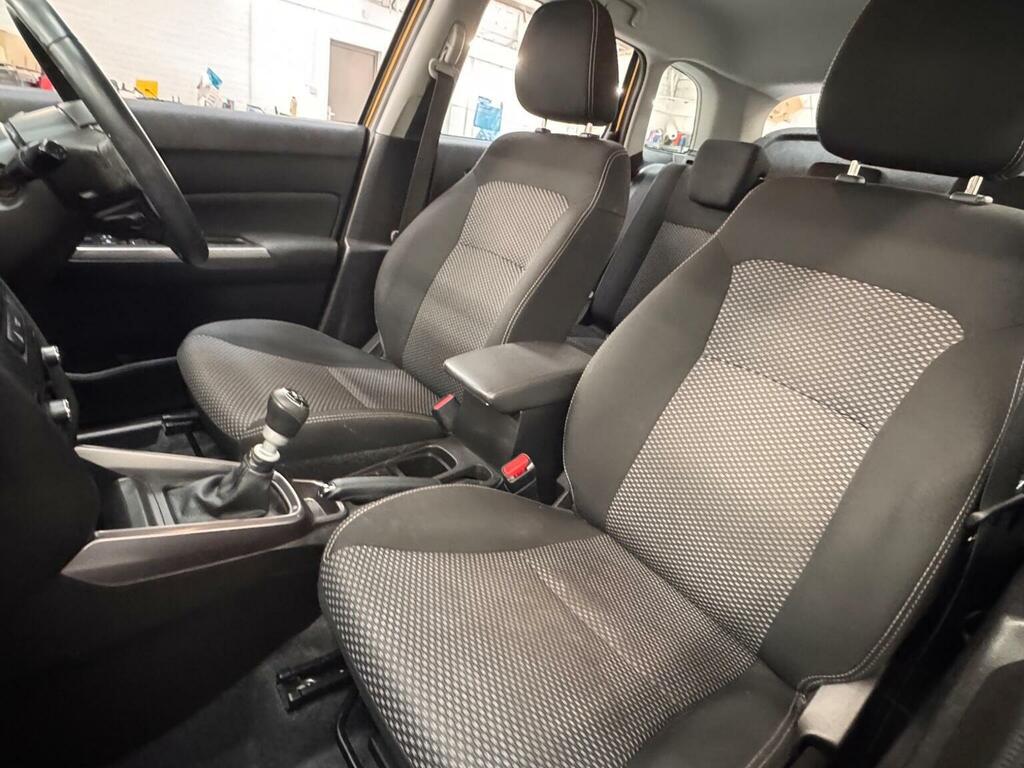 Suzuki Vitara Vitara Sz-t Boosterjet Mhev White #17