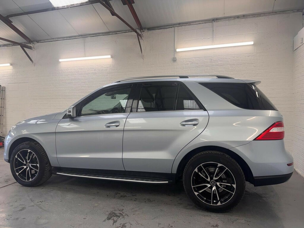Mercedes-Benz M Class 2.1 Ml250 Bluetec Se Executive G-tronic 4Wd Euro Silver #3