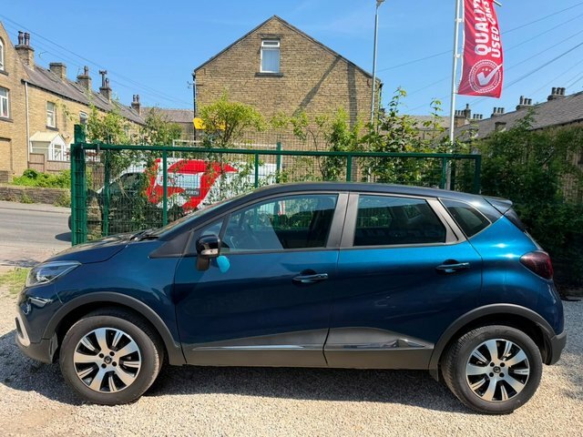 Renault Captur Suv Blue #4