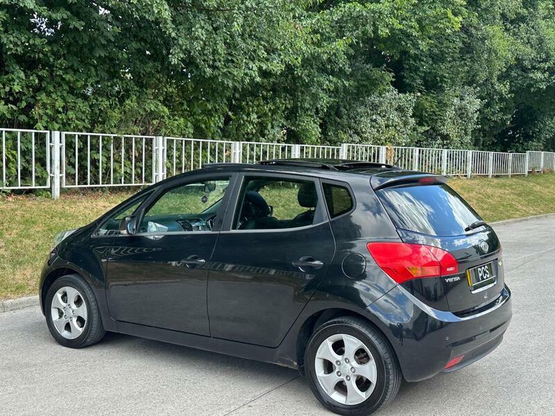 Kia Venga 1.6 Crdi Ecodynamics 3 Euro 5 Ss Sat Nav Black #4