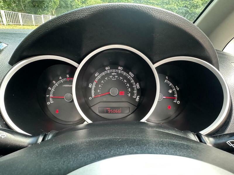 Kia Venga 1.6 2 Mpv Euro 5 123 Bhp Silver #19