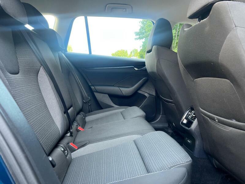 Skoda Octavia Estate Se Technology 2.0 Tdi 115 Ps 6G Man Silver #14