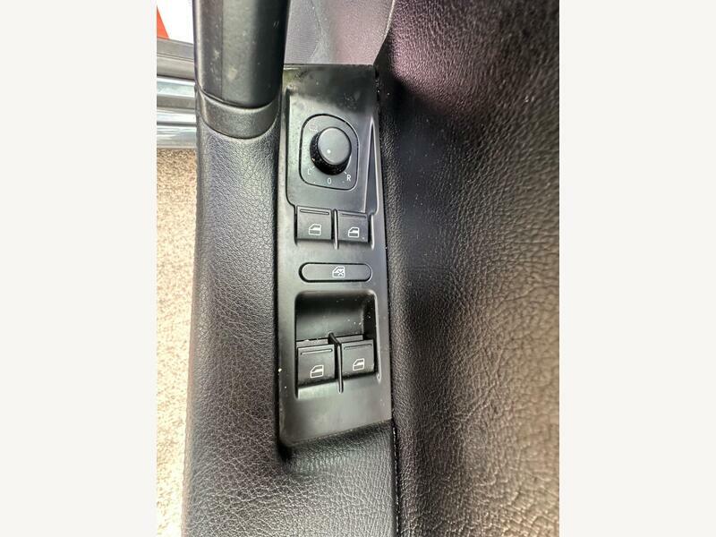 Volkswagen Passat 2.0 Executive Style Tdi Bmt Dsg Estate 139 Sat Grey #24