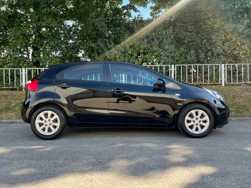 Kia RIO 1.25 1 Air Hatchback Euro 5 84 Red #21