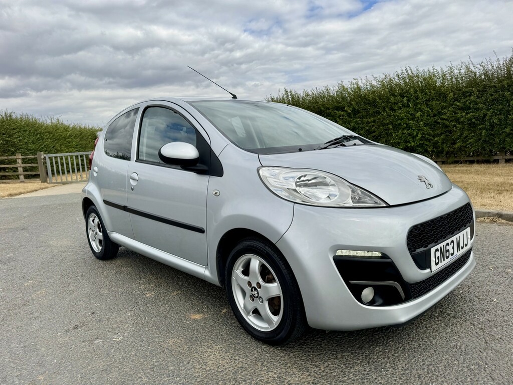 Peugeot 107 1.0 12V Allure Bluetooth Silver