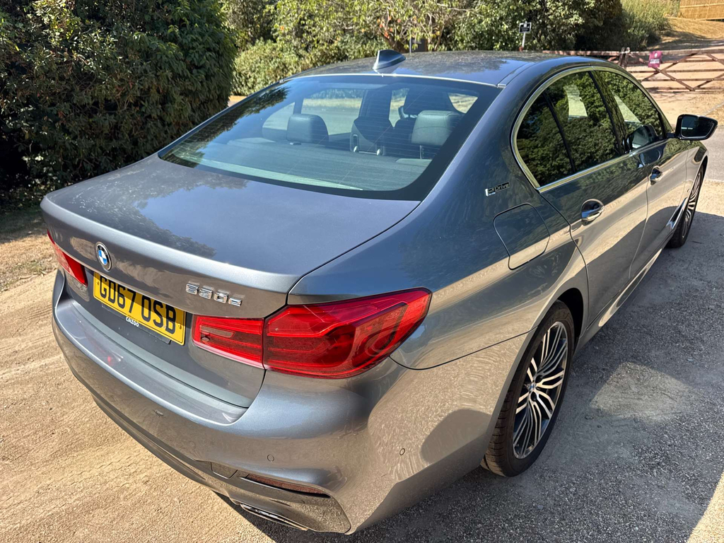 BMW 5 Series 530E M Sport Grey #28