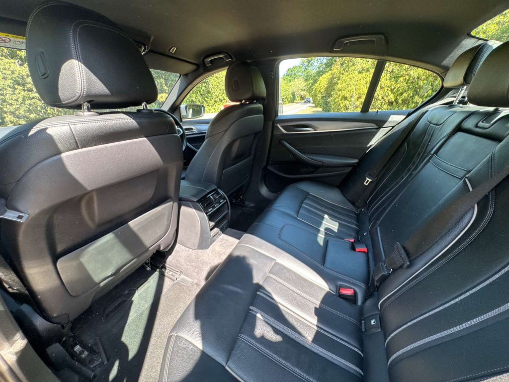 BMW 5 Series 530E M Sport Grey #22