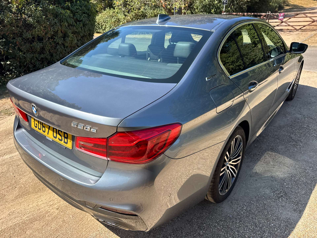 BMW 5 Series 530E M Sport Grey #38