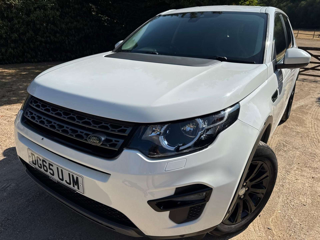 Land Rover Discovery Sport Se Tech Td4 4Wd White #3