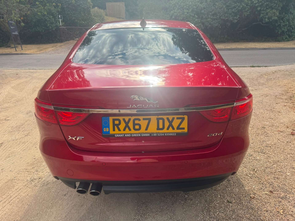 Jaguar XF Portfolio D #5