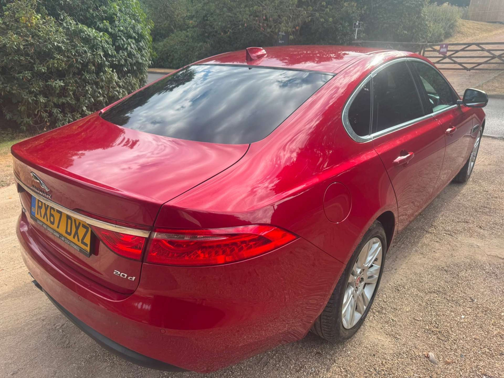 Jaguar XF Portfolio D #6