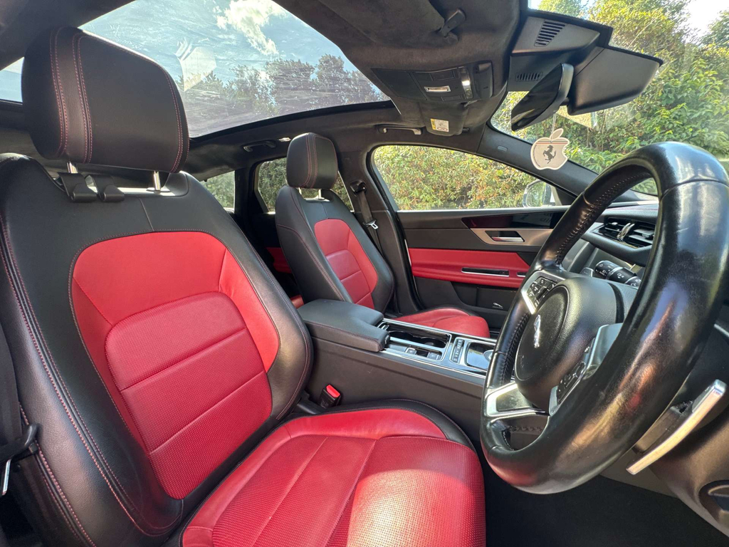 Jaguar XF R-sport Saloon Red #23