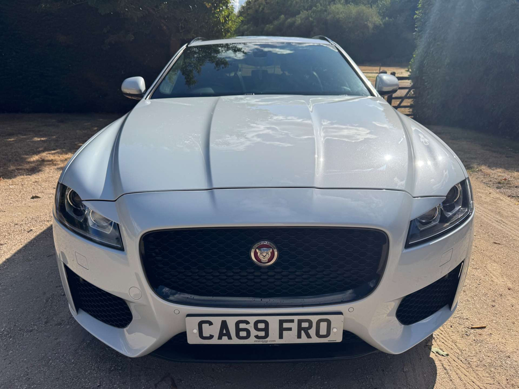 Jaguar XF R-sport Saloon Red #38