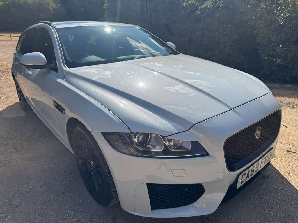 Jaguar XF R-sport Saloon Red #35