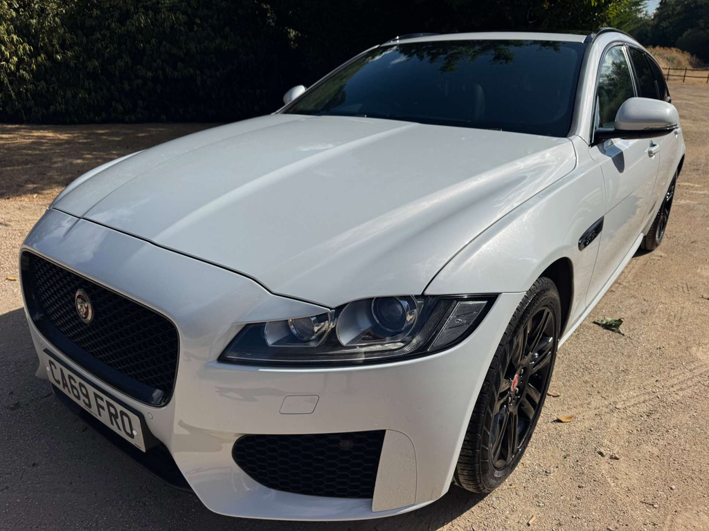 Jaguar XF R-sport Saloon Red #36