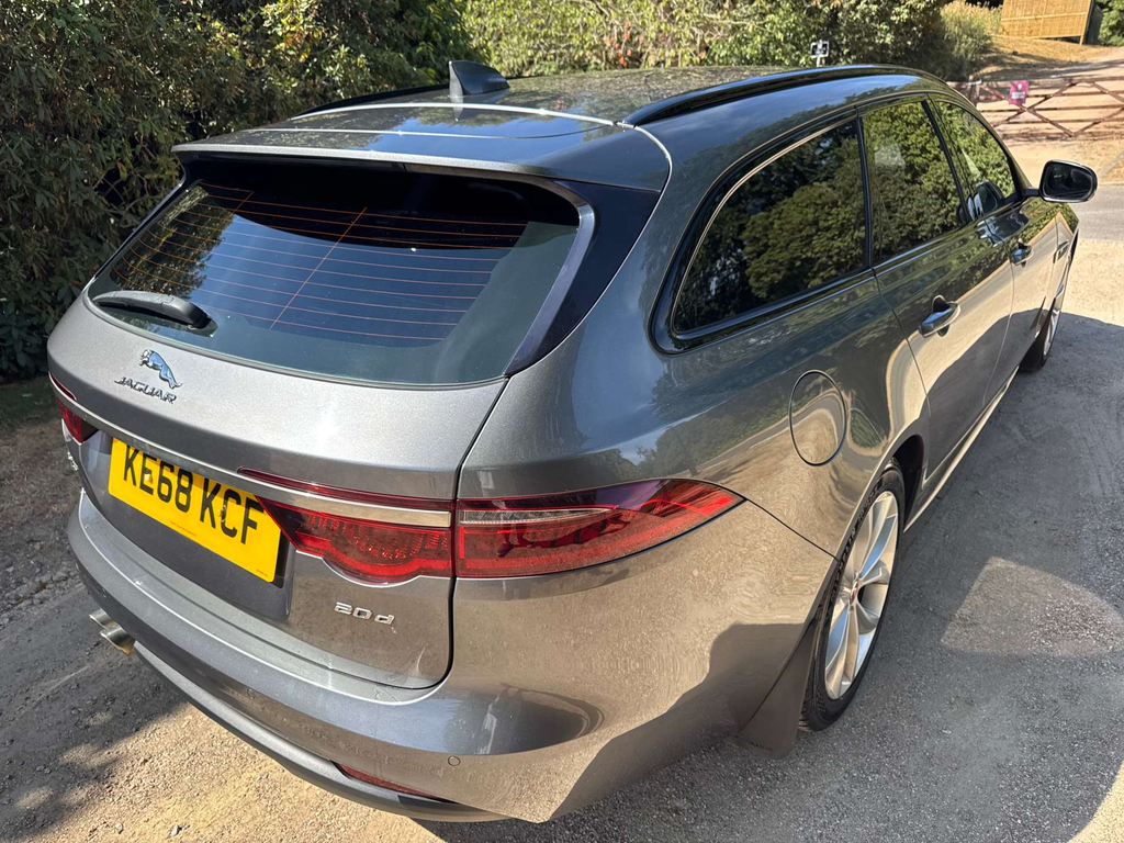 Jaguar XF R-sport 5-Door Grey #38