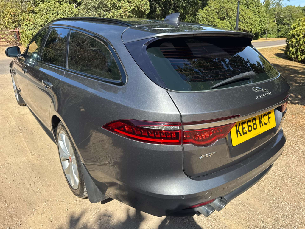 Jaguar XF R-sport 5-Door Grey #26
