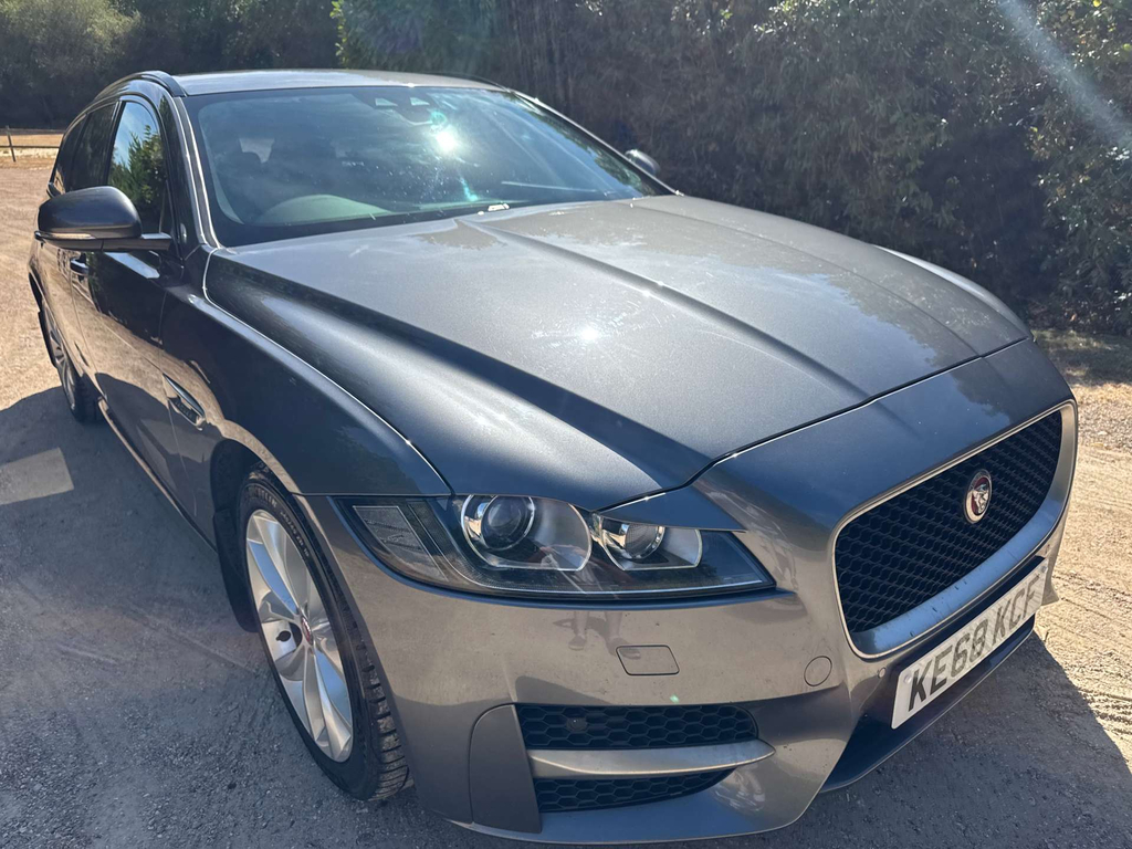 Jaguar XF R-sport 5-Door Grey #42
