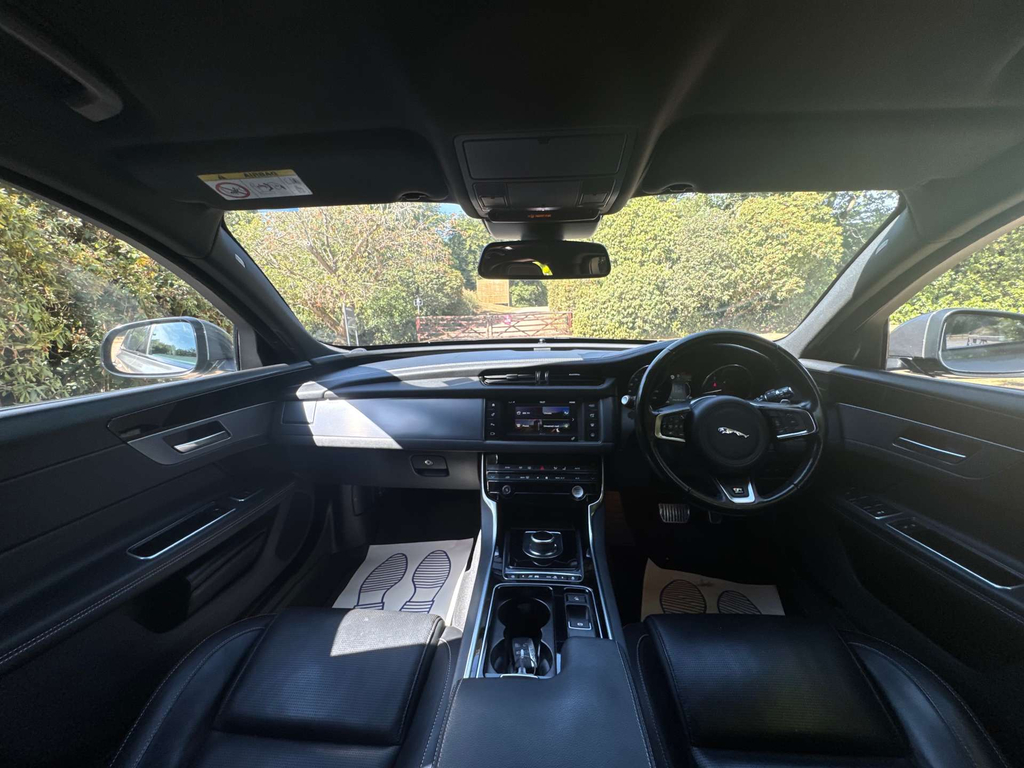 Jaguar XF R-sport 5-Door Grey #13
