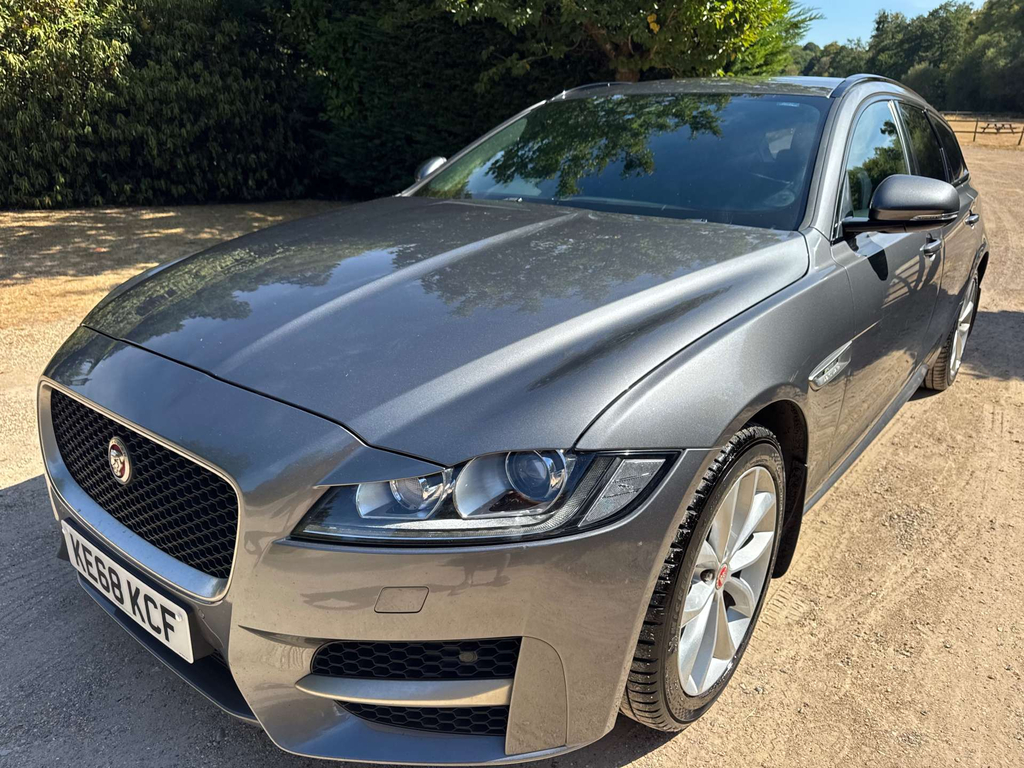 Jaguar XF R-sport 5-Door Grey #41