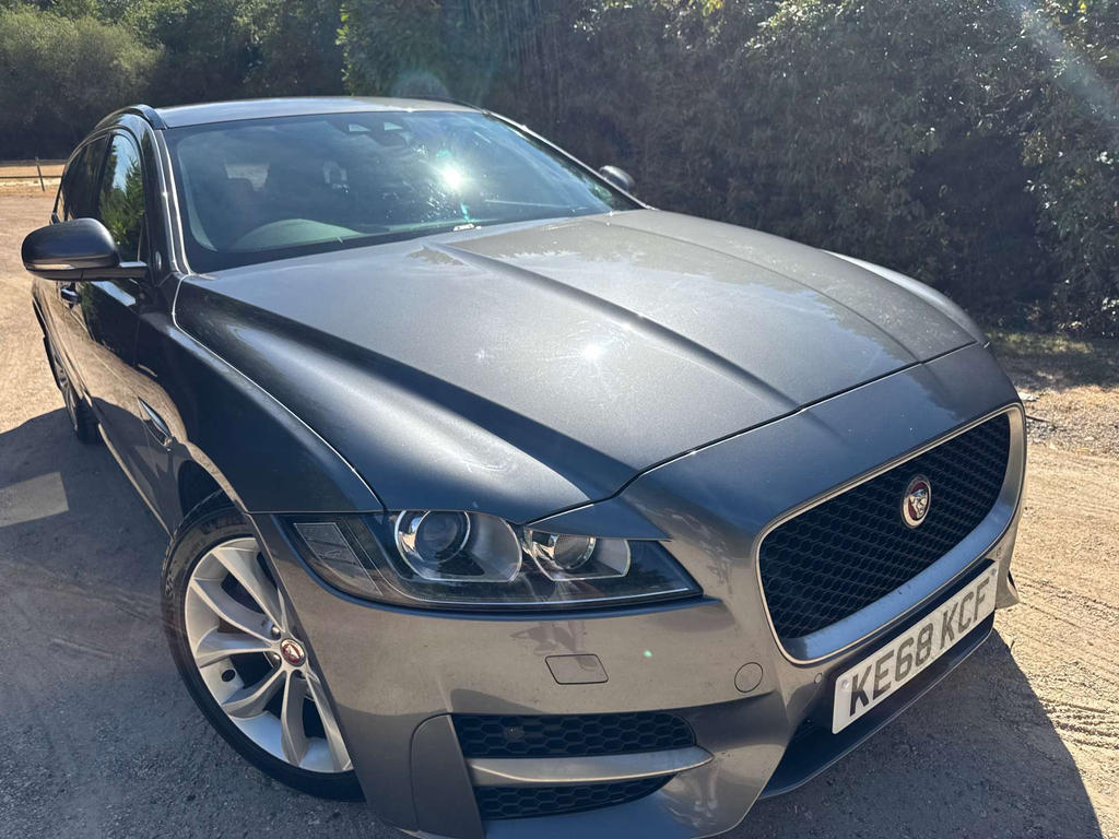 Jaguar XF R-sport 5-Door Grey #23
