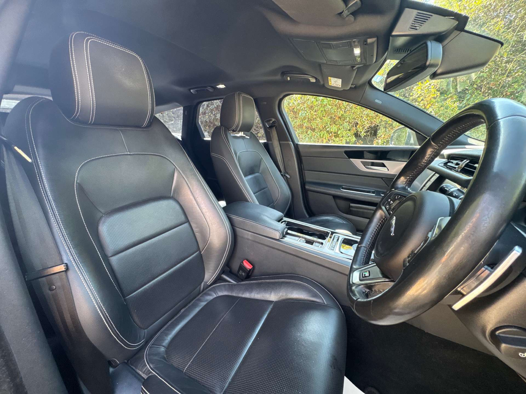 Jaguar XF R-sport 5-Door Grey #12