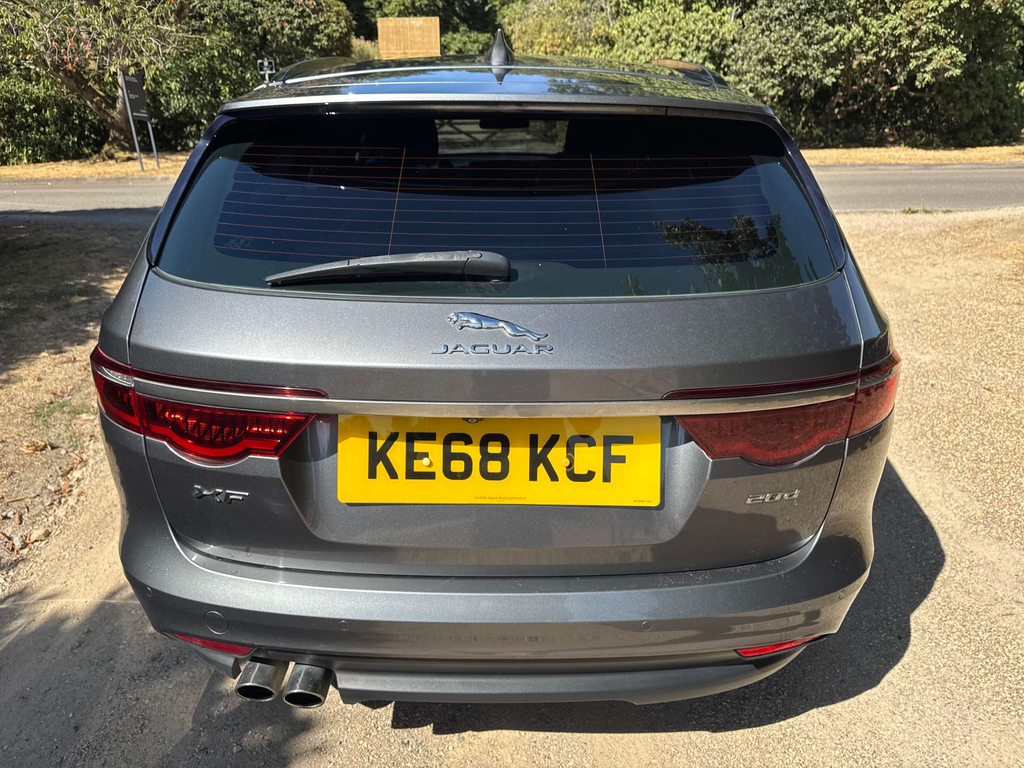 Jaguar XF R-sport 5-Door Grey #37