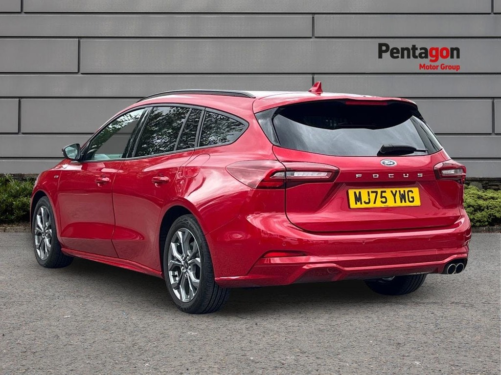 Ford Focus 1.0T Ecoboost Mhev St Line Estate Hybri MJ75YWG Red #2