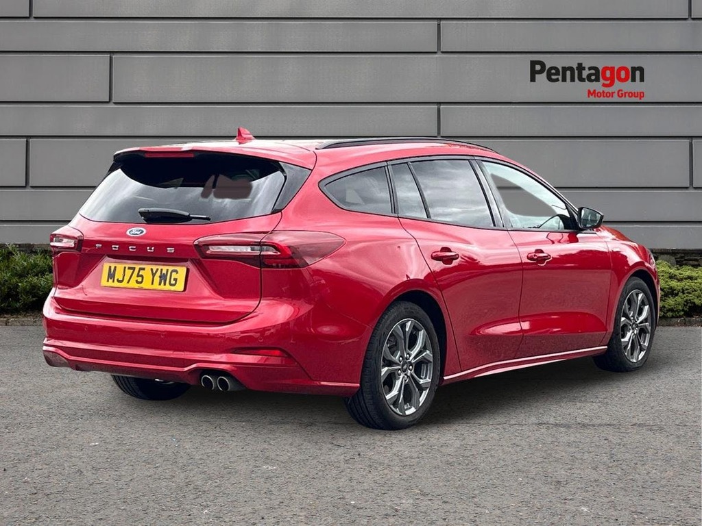 Ford Focus 1.0T Ecoboost Mhev St Line Estate Hybri MJ75YWG Red #4