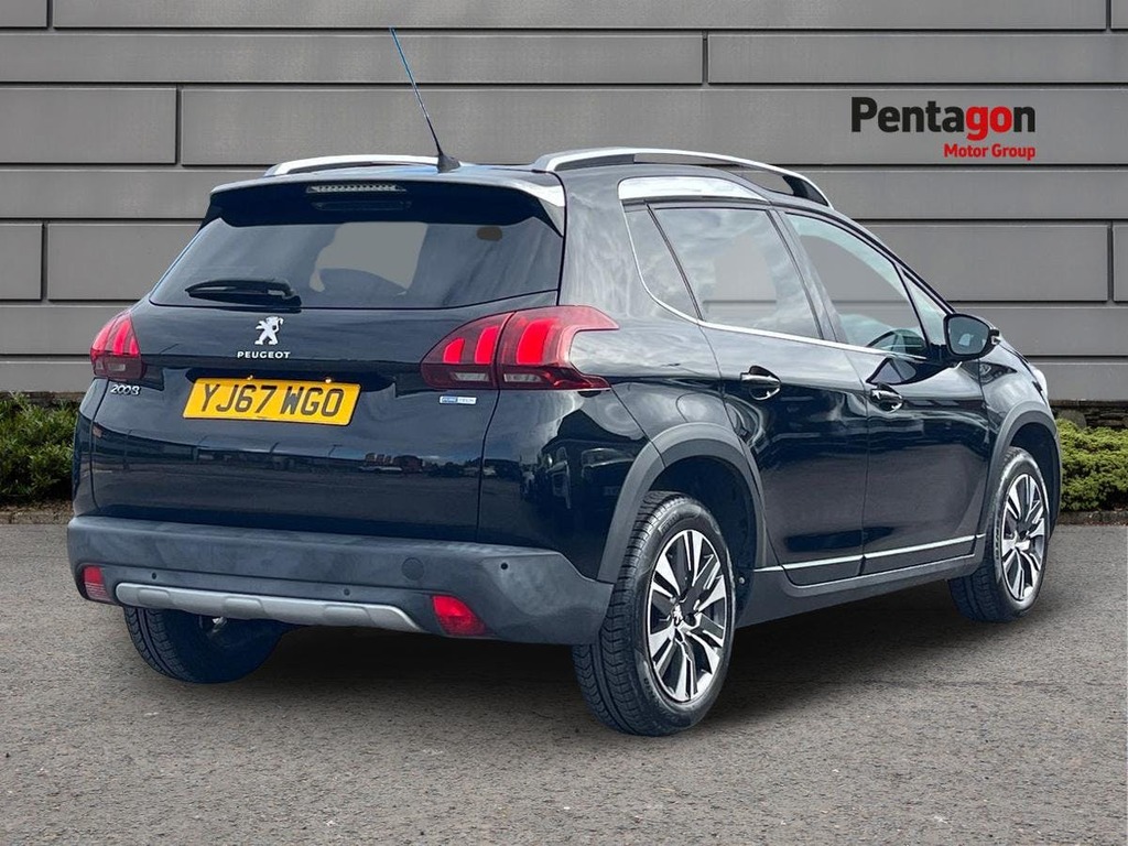 Peugeot 2008 1.2 Puretech Allure Suv Euro 6 Black #4