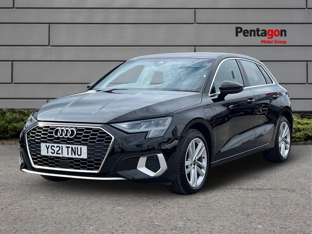 Audi A3 1.4 Tfsie 40 Sport Sportback Plug In Hy YS21TNU Black #3